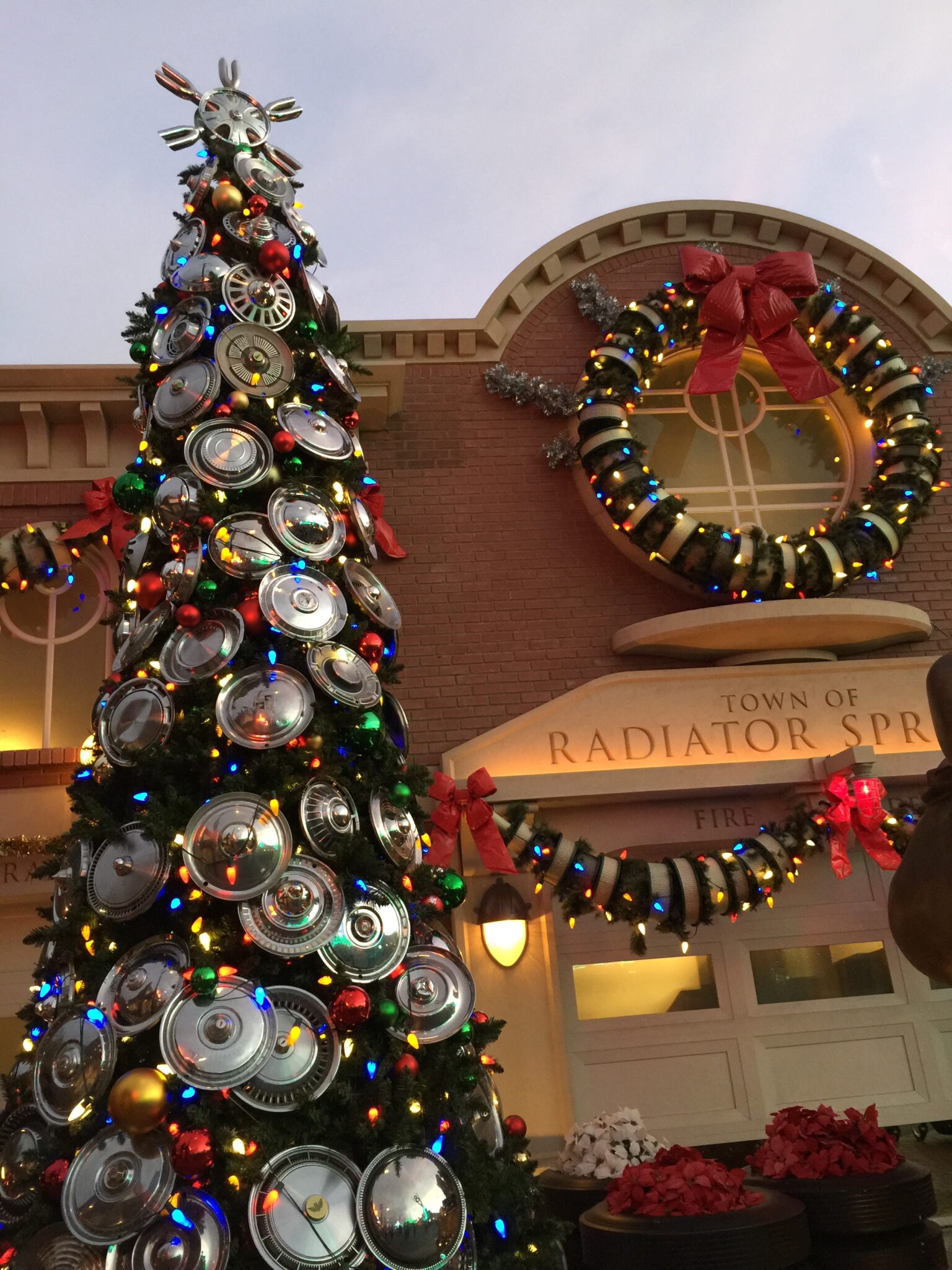 Season’s Speedings – A Tour of the Christmas Trees in Cars Land