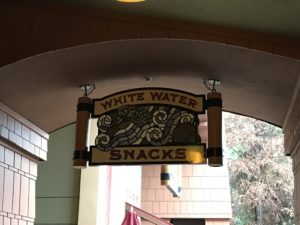 Finding Allergy-Friendly Sweets and Treats at Disneyland