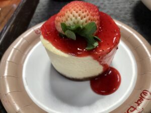 Walt Disney World desserts, Strawberry Cheesecake