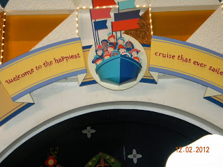 It’s a Small World at Walt Disney World Ride Review