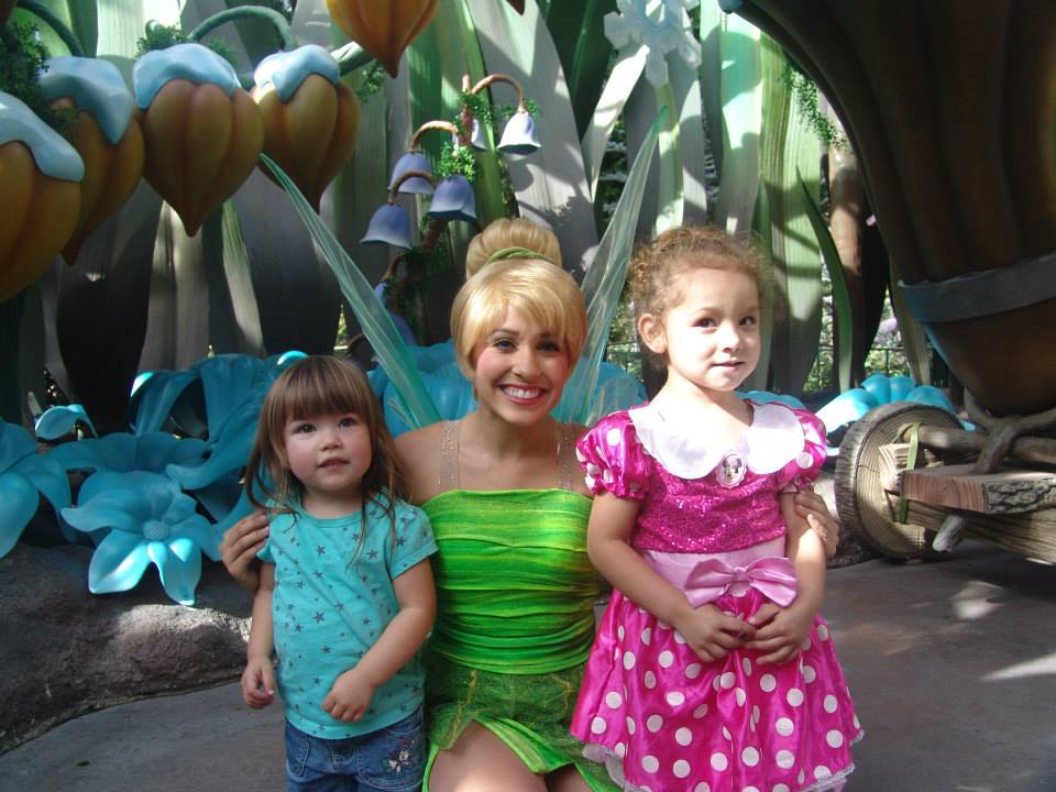 How to Prepare Your Toddler to Meet Characters at Disneyland and Disney World
