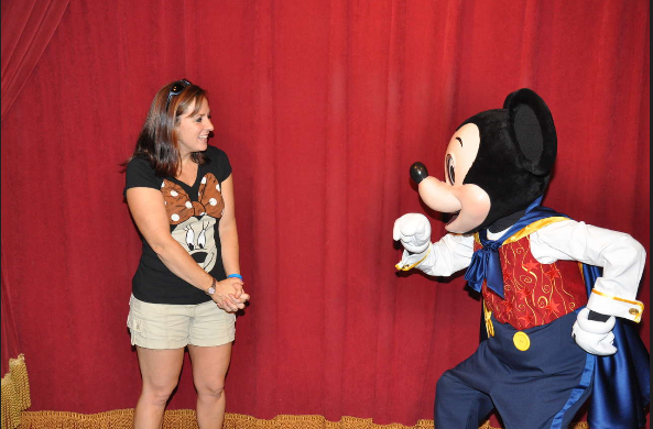 He Talks!!!   Magic Kingdom’s Talking Mickey at Walt Disney World