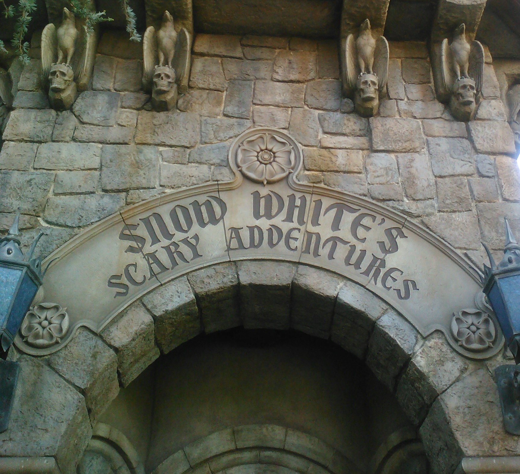 Disneyland’s Snow White’s Scary Adventures- Review
