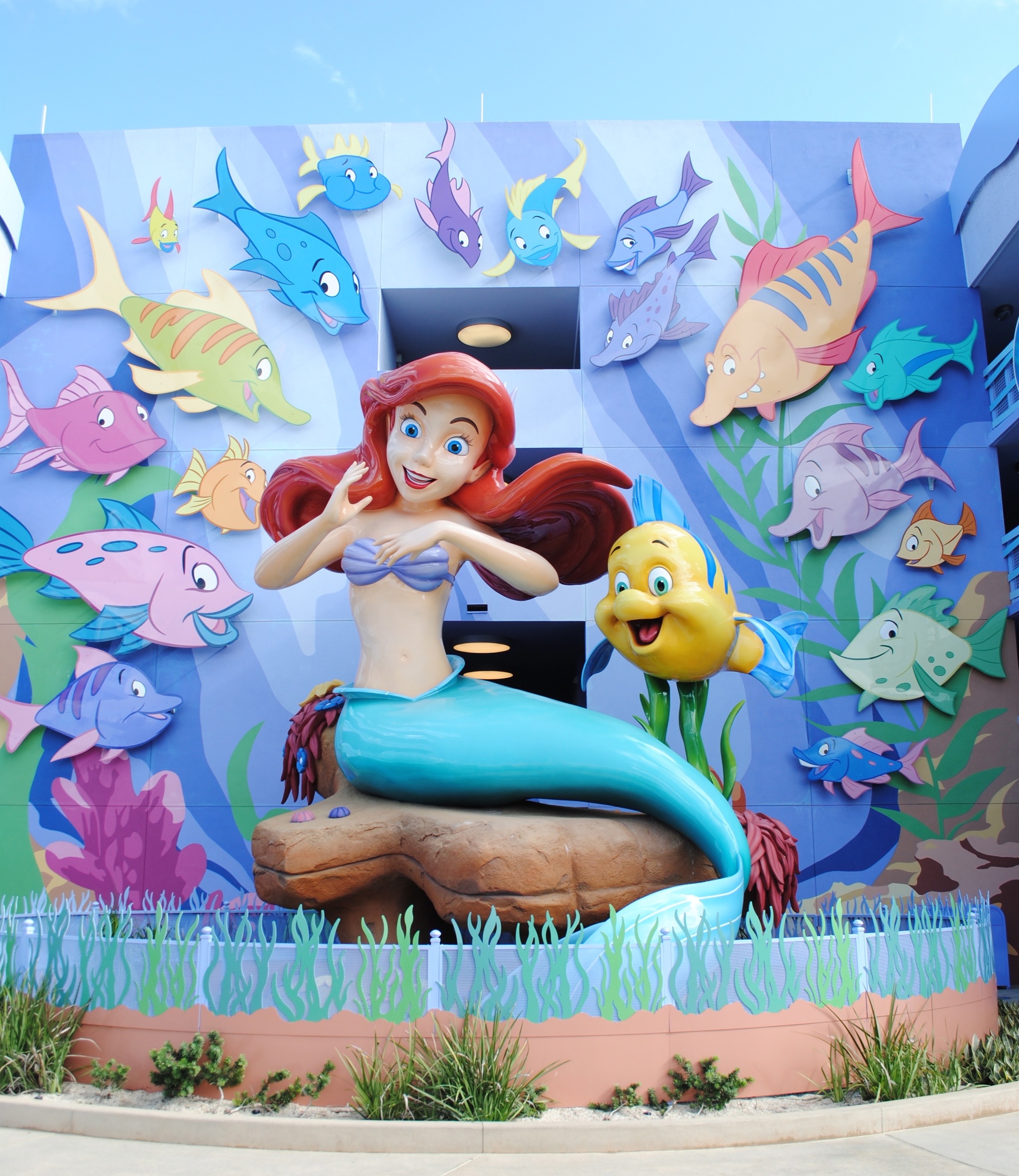 Walt Disney World Resort Art of Animation Review: The Little Mermaid Room