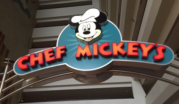 Our Disney Tradition – Dining with Chef Mickey