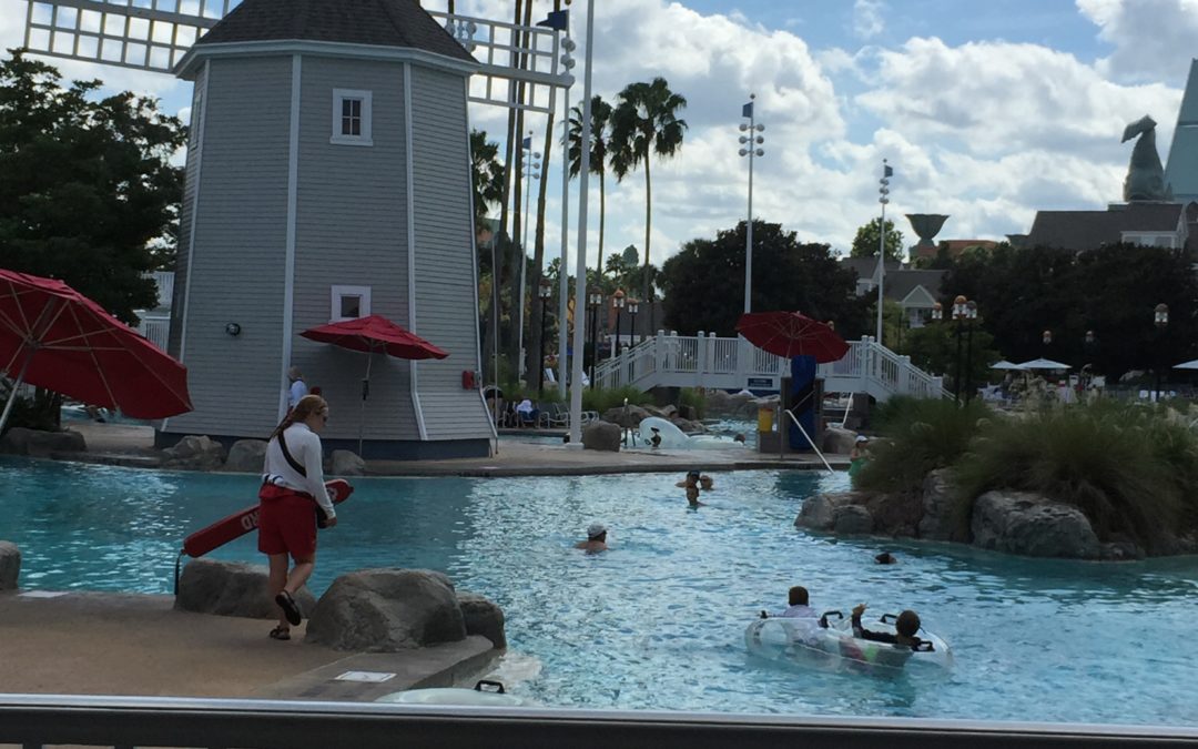 A Mom’s tips on relaxing, ALONE while in Disney World.