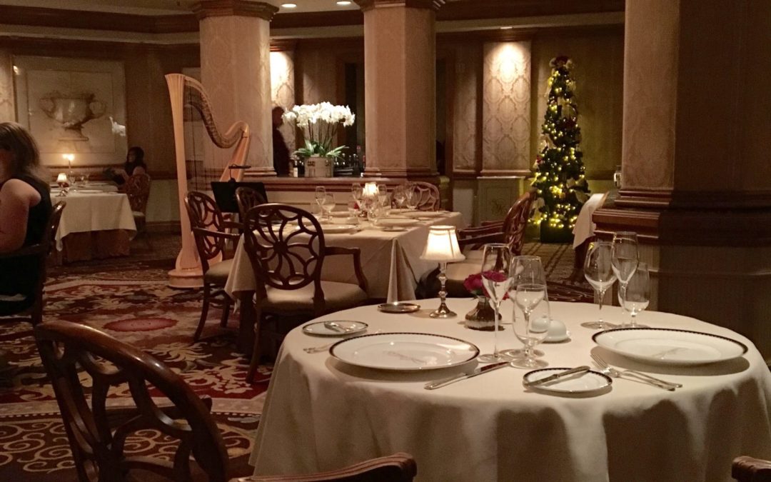 Disney Resort Dining: A Meal Fit For A Queen!
