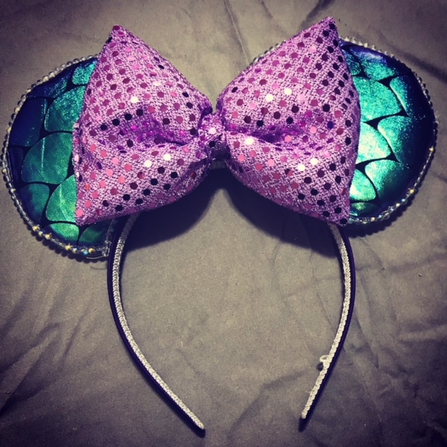 Win a Pair of Custom Made Minnie Ears!